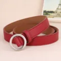 Vrouwen rode lederen riem met ronde metalen gesp, boorvrije retro stijl tailleband. - Ronde Gesp / Rood