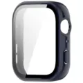 Detail van donkerblauwe smartwatch beschermhoes met geïntegreerd gehard glas en uitsparingen. - Huawei Fit 5 hoesje met geïntegreerde screenprotector / Zwart