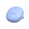 Vista dettagliata della custodia in silicone azzurro per auricolari Xiaomi Buds 4 con gancio. - Celeste