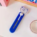 Mini cúter portátil diseño de oso tierno cortador de cajas papelería para estudiantes - Cabeza de Oso Azul