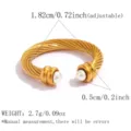 Goldener Edelstahl verstellbarer gedrehter offener Ring mit Perlen Enden Schmuck - Verstellbare Offene Größe / Goldbasis Künstliche Perle Stil (JY260601-4)