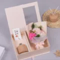 Set regalo per aromaterapia festa della mamma con bouquet di fiori e diffusore. - Modello garofano champagne nobile (con borsa regalo)