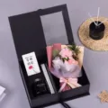 Cofanetto regalo per aromaterapia festa della mamma, bouquet di fiori e diffusore. - Modello garofano amore appassionato (con borsa regalo)