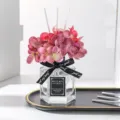 Duftdiffusor ohne Flamme mit künstlichen Hortensien und Duftstäbchen für zu Hause. - Shangri-La - 50 ml