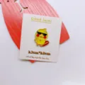 Cute cartoon duck enamel pin brooch with sunglasses surfboard alloy badge variant style - Olive Duck (With Card)