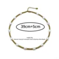 Collar de perlas de agua dulce naturales y cuentas de acero inoxidable, joya elegante. - Collar / Dorado