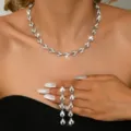 Elegante set di collana e orecchini in cristallo, gioielli da sposa scintillanti per feste. - Set 2 Pezzi Argento