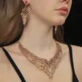 Set collana e orecchini in strass squisito, perfetto per feste, matrimoni e abiti da sera. - Stile Frange a V (8884) / Set / Champagne
