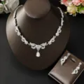 Set collana orecchini da sposa farfalla con strass stile europeo per abito da sposa donna - Stile Farfalla Floreale (80802601) / Argento