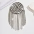 Spallina con frange di strass scintillanti vintage catena distintivo per abito da scena. - Stile con Nappina Tonda (MS310) / Argento
