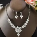 Splendido set di collana e orecchini con fiori di cristallo, elegante gioiello da sposa. - Stile Foglia Fiore Ovunque (9250)