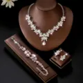 Meraviglioso set collana bracciale orecchini foglie strass rosa per matrimonio sposa elegante. - Set Rosa (80868904) / Set rosa da 3 pezzi