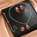 Set di gioielli con strass a cuore rosso collana orecchini bracciale anello. - Stile Rosso (80867503)