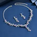 Elegante juego de collar y pendientes pedrería flores para mujer boda fiesta elegante. - Juego de 2 piezas / Plata/Púrpura