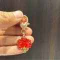 Cute Red Rose Bouquet Enamel Keychain Metal Flower Bag Charm Pendant Red Gold Gift - Red Rose