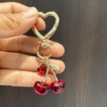 Delizioso portachiavi cuore ciliegia rossa ciondolo borsa frutta grazioso anello dorato brillante - Ciliegia Rossa Grande