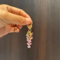 Charmant porte-clés papillon fleur avec perles roses et fermoir cœur pour sac femme. - Chaîne de Fleurs Violettes