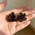 Schildpatt Kamelie Blume Ohrstecker Vintage schick Harz Blumen Ohrschmuck fuer Damen - Wellenförmige Blumenohrstecker / Braun