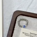 Anillo elástico minimalista de cuentas de cristal azul, joyería de acero tendencia. - Anillos de cuentas de terrón de azúcar azul