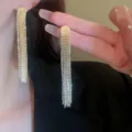 Lunghi orecchini pendenti con nappe di strass, gioielli luminosi di lusso per feste e donne. - Oro (5932)
