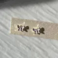 Pendientes de tuerca de mariposa rosa, estilo dulce aleación metal joyería bonita SKU - Par individual de pendientes de botón de mariposa rosa pequeña / Rosa