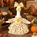Herbst Gans Outfit Set, niedliches Kürbis Druck Kleid und Schleife Hut für Veranda Plüsch Gans. - Cartoon-Kuchen Halloween