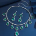 Elegante set collana e orecchini a goccia in strass di lusso per feste nuziali. - Verde