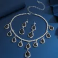 Set collana e orecchini con strass a goccia eleganti da donna per feste e cerimonie. - Nero