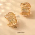 Orecchini geometrici dorati in metallo, design irregolare e strutturato, stile elegante. - Stile a Strati Irregolari (80119602) / Oro