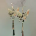 Pendientes largos borla estilo chino, detalle mariposa vintage con caligrafía de tinta cuentas. - Borlas de mariposa de caligrafía