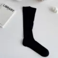 Schlichte schwarze Kniestruempfe fuer Damen, bequeme taegliche Basic-langen Socken, modischer Stil. - Einheitsgröße / Schwarz