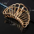 Fan-Shaped Hollow Design / 7.50cm / Gold