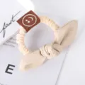Beige lederen strik haarband met schattig smiley label voor paardenstaart van vrouwen - Wit