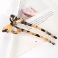 Tortoiseshell butterfly hair fork detail, elegant acetate hair accessory for women styling. - Beige Butterfly Hair Fork (S424) / 11.5cm
