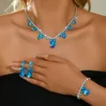 Stupendo set di gioielli in zircone blu goccia con collana, orecchini e bracciale elegante. - Set di 3 pezzi / Blu Mare Argento