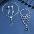 Exquisito set de joyas de novia con collar pendientes de diamantes y cadena de mano. - Juego de Collar Pendientes y Pulsera de Esclava / Plateado (9109-3)