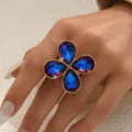 Anello cristallo fiore quattro petali regolabile donna moda geometrico strass dettaglio - Stile Floreale Blu Viola (MS267)