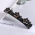 Zwarte meerlagige haarspeld met bloemdecoratie, elegante detailweergave voor damstylen. - 19# Dubbellaagse gevlochten strass-eendenbekspelden