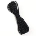 Détail de cordon tressé réfléchissant noir en polyester résistant pour vos loisirs créatifs. - Diamètre environ 2mm / Camouflage Noir et Points Blancs