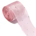 Nahaufnahme der rosa transparenten Organzaband-Rolle mit funkelnden Strasssteinen für Geschenke. - Breite 4cm 5 Yards/Rolle / Dunkelrosa