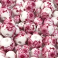 Perline di ceramica bianca con motivo floreale rosa per bracciali collane fai da te. - Fiore di Prugna Rosso Rosa