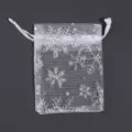 Sacchetto regalo in organza bianca con glitter fiocco di neve argentato, per gioielli. - 10 Pezzi/Confezione (7x9cm) / Fiocco di Neve di Natale Bianco (Stampa Argento)