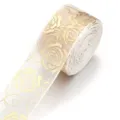 Weißes transparentes Schleifenband mit edlem Gold-Stamping-Rosenmuster für Geschenkverpackung und Party. - Rose