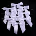 Witte satijnen lintstrikken met ijzerdraad voor geschenkdoos verpakking feest details - Maat 9X9cm Lintbreedte 2.5cm 16g/Pak / Wit
