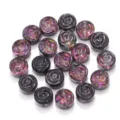 Nahaufnahme von galvanisierten Glasperlen mit Rosenmotiv für Armbänder und Halsketten. - Runde Rose / 10mm (20 Stück/Packung) / Schwarzviolett