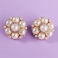 Vintage floral pearl rhinestone stud earrings, elegant gold tone design for daily party wear. - Luxury Advanced (ERS-J4038G)