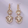 Elegante goudkleurige kristallen oorbellen vintage strass bungelende oorbellen voor feest chic - Eenvoudige en Veelzijdige Stijl (ERS-J3084G) / Goud