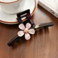Große dunkelbraune Haarklammer im koreanischen Stil mit rosa Acrylblume und Perle. - 9# Haarklammer mit rosa Blüte (Gold-Label-Modell)
