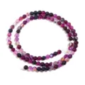 Violette gestreifte Achat Perlen Detailansicht, ideal fuer handgemachte DIY Schmuck Armbaender. - 4mm (Ca. 90-95 Stk) / Lila gestreifter Achat