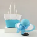 Blau und weiß geflochtene Stroh Handtasche und Sonnenhut Set für Damen Sommer Strand. - Hut-Set / Blau